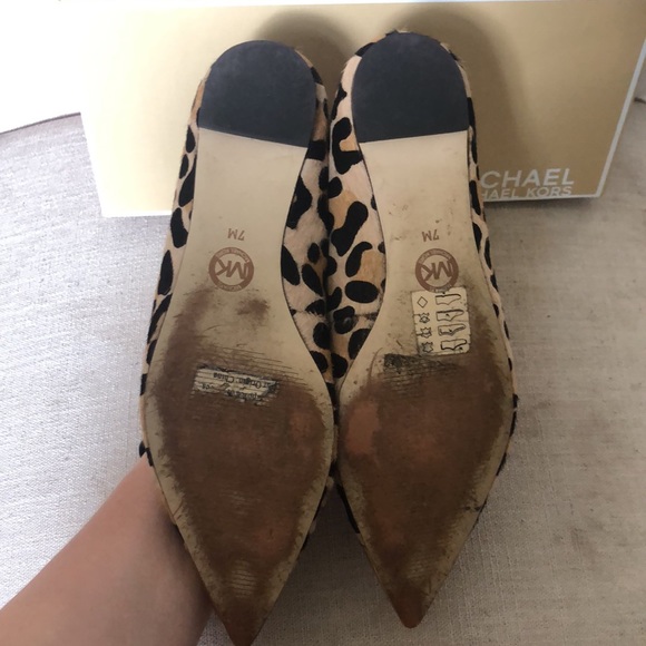 Michael Kors cheetah print flats - Picture 11 of 12